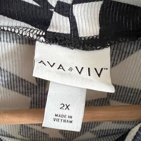 Ava & Viv Turtleneck | 2X - Picture 4 of 5